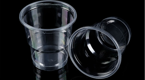 塑料透明母料客戶生產的塑料杯